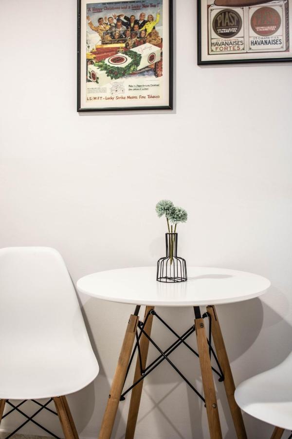 Fav Central Flat In アテネ エクステリア 写真